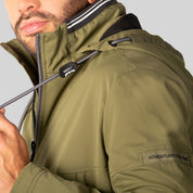 Chamarra Rompevientos Para Hombre con Forro de Mesh y Gorro Desmontable Greenlander - The Original Greenlander