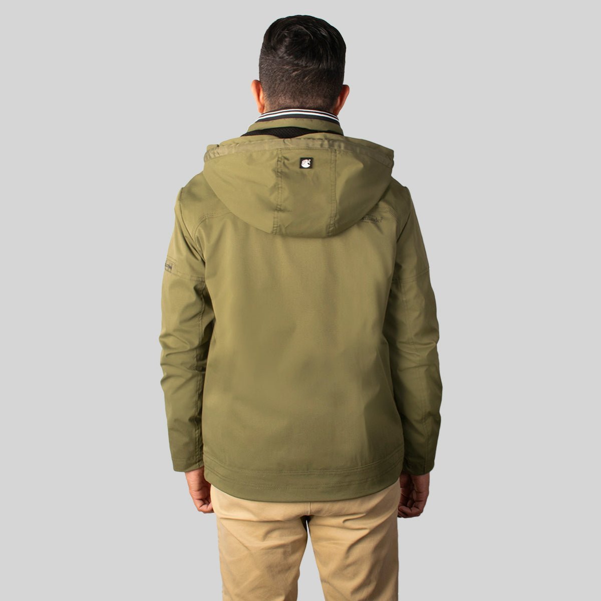 Chamarra Rompevientos Para Hombre con Forro de Mesh y Gorro Desmontable Greenlander - The Original Greenlander