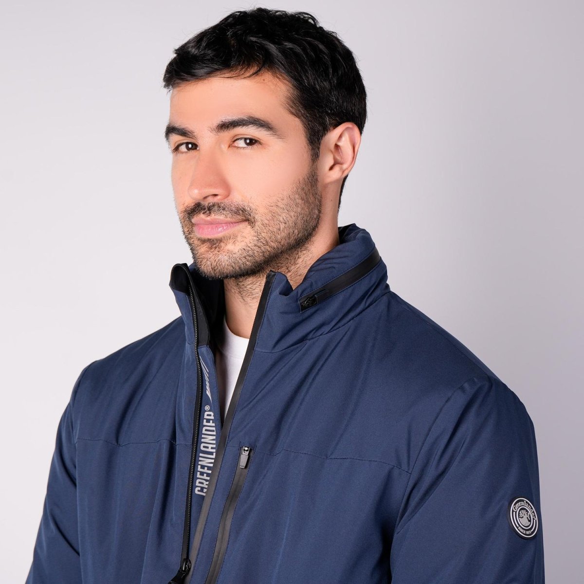 Chamarra rompevientos para hombre con gorro y bolsillo interno Greenlander - Greenlander