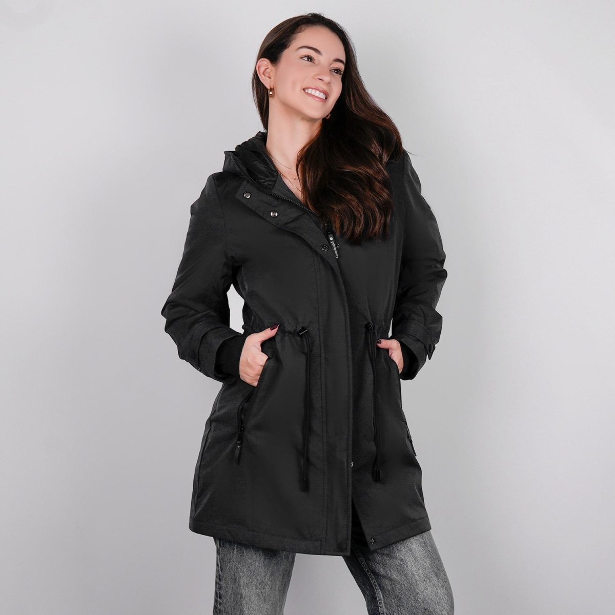 Chamarra rompevientos para mujer con capucha Greenlander - Greenlander