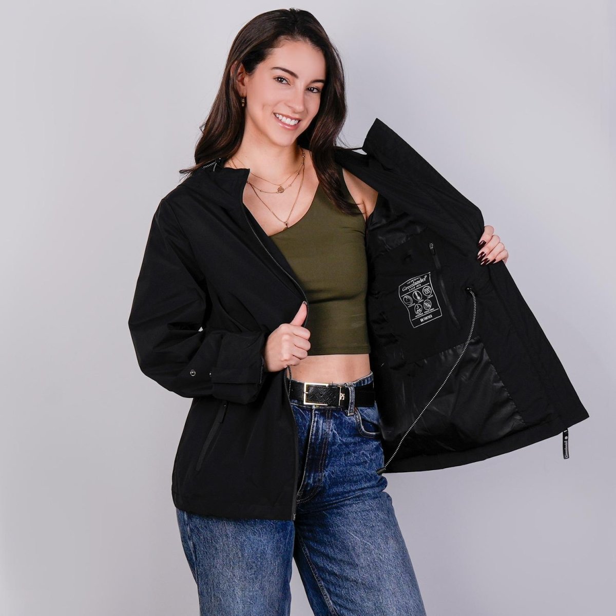 Chamarra rompevientos para mujer con gorro y bolsillo interno Greenlander - Greenlander