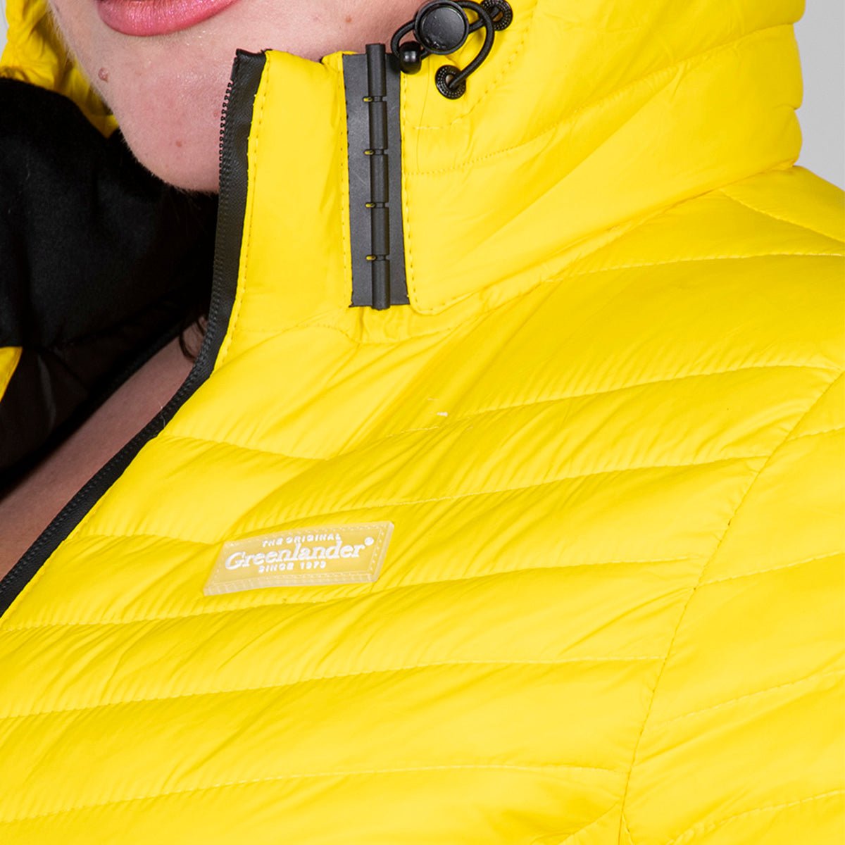 Chamarra Sport con Gorro Desmontable Mujer Plus Size - The Original Greenlander