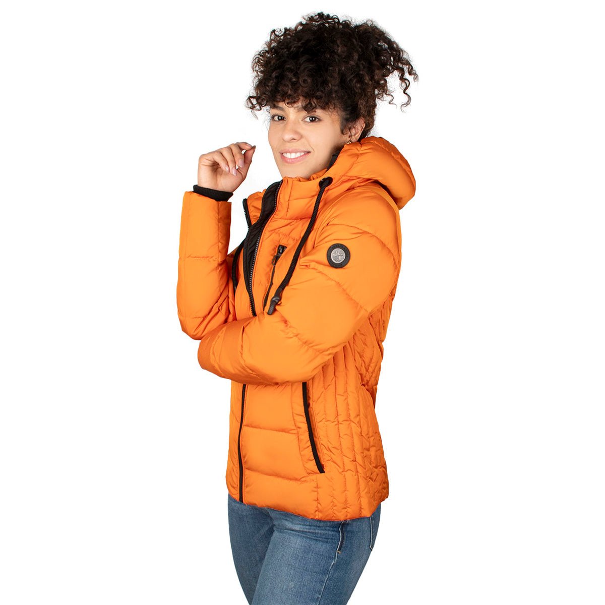 Chamarra Capitonada Gorro Ajustable Mujer