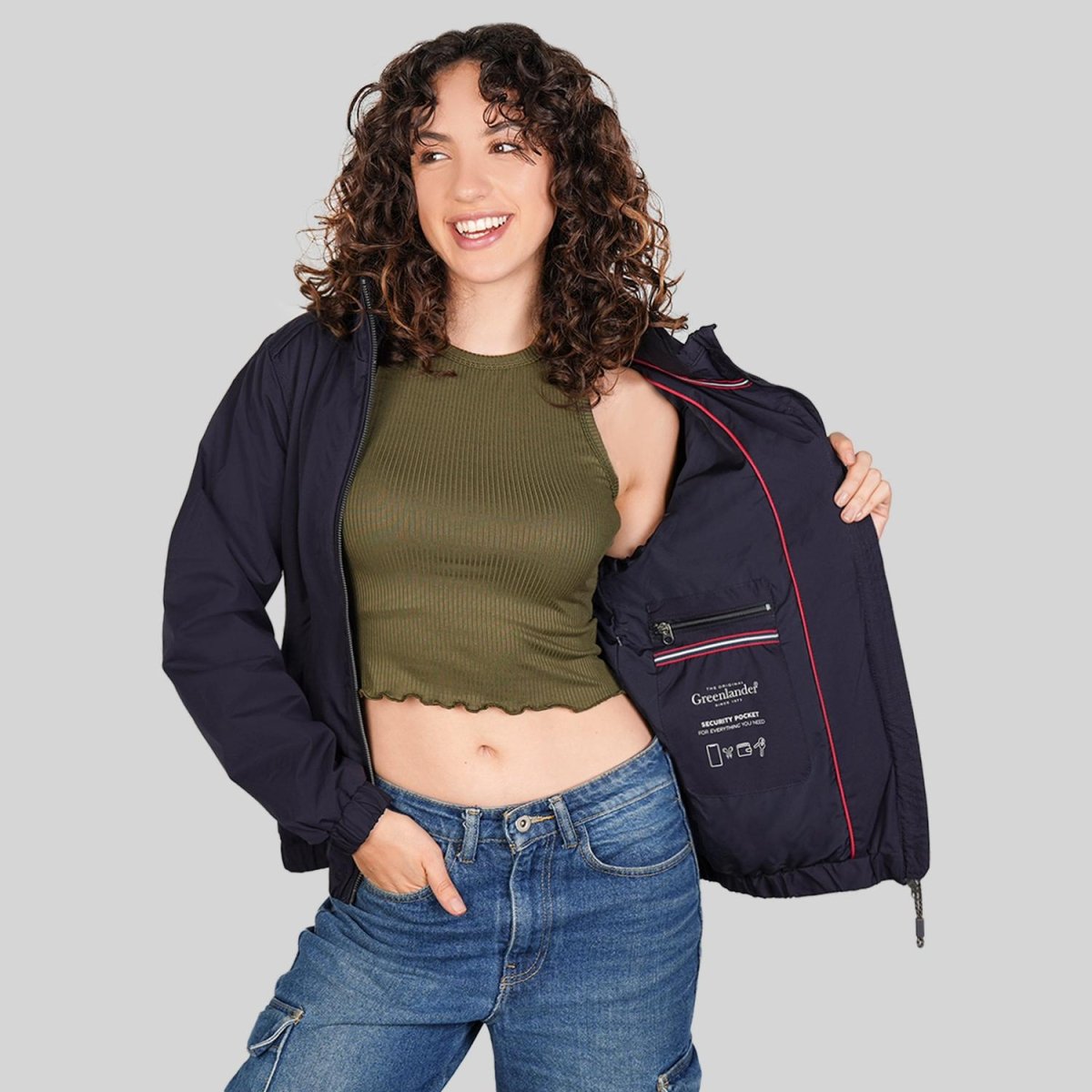 Rompevientos para mujer con bolsas al costado y capucha Greenlander - Greenlander